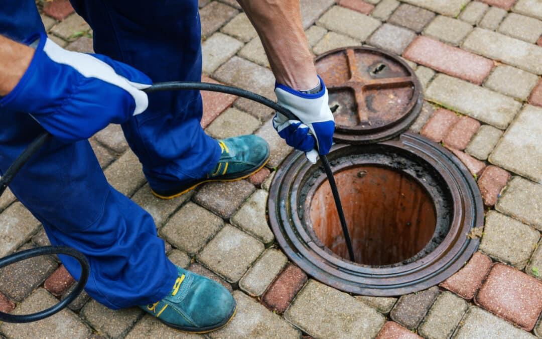 Hydro Jetting vs. Traditional Drain Cleaning Methods